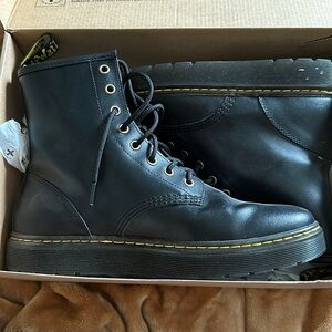 Dr.Martens combat boots